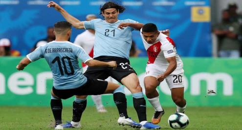 المفاجأة تتحقق.. بيرو تطيح بأوروجواي وتتأهل لقبل نهائي كوبا أميركا